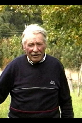 August Is Looking for a Woman poster