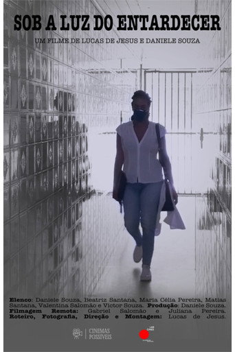 Movie poster for Sob a Luz do Entardecer (2021)