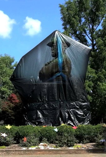 Movie poster for La statue de Robert E. Lee à Charlottesville (2018)