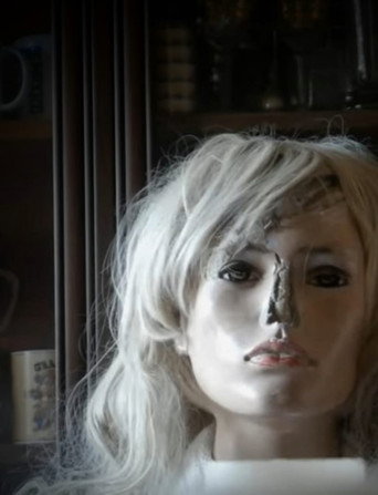 Movie poster for El Horror de tener un cuerpo (2024)