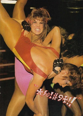 Series poster for GLOW: Gorgeous Ladies of Wrestling (1986)