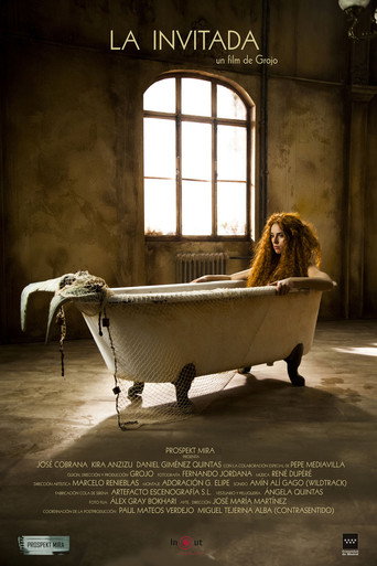 La invitada poster