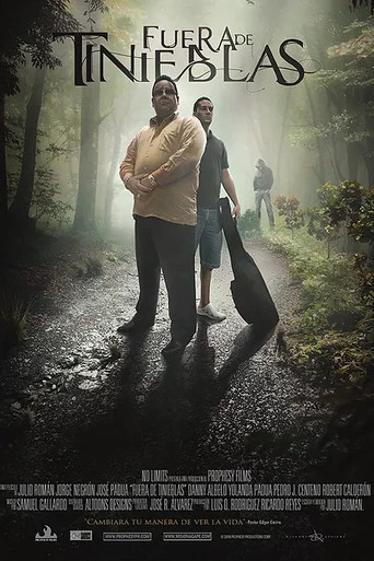 Movie poster for Fuera de tinieblas (2008)