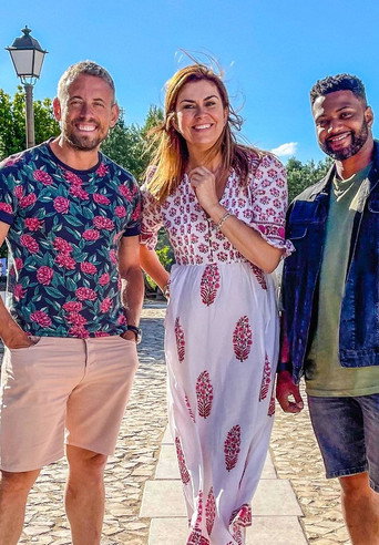 Series poster for Holiday Homes in the Sun (2022)