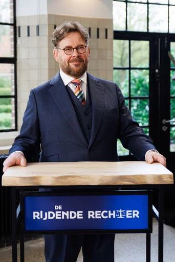 Series poster for De Rijdende Rechter (2024)