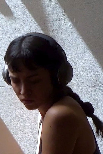 Removiendo las nubes poster