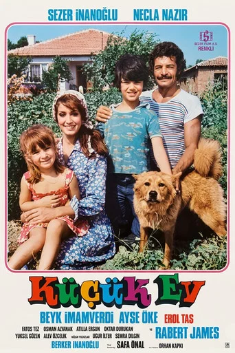 Movie poster for Küçük Ev (1977)