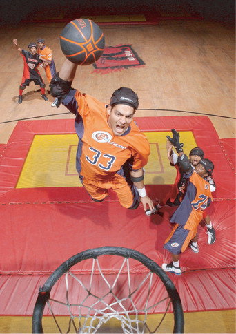 Series poster for SlamBall (2002)