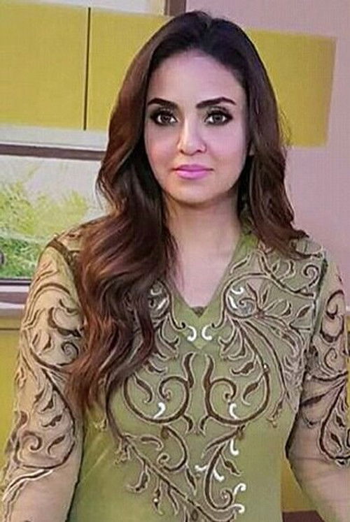 Nadia Khan profile