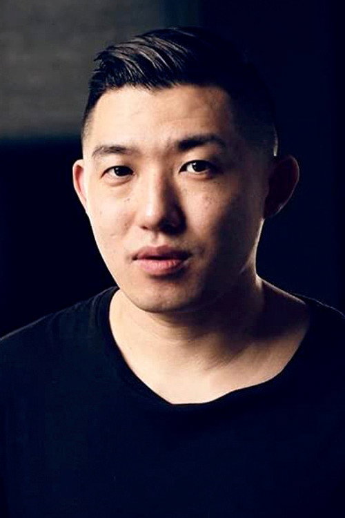 Photo of Li Dong, Writing