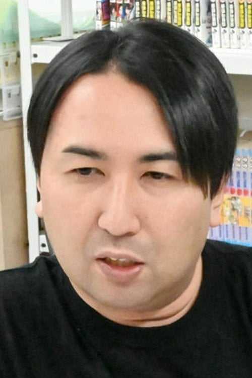 Photo of Hiromi Wakabayashi, Writing