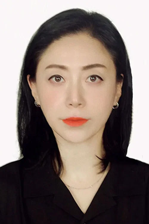 Photo of Pepper Wu, Writing