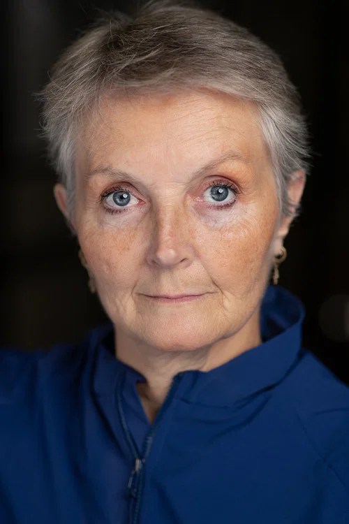 Photo of Stephanie Barton-Farcas, Acting