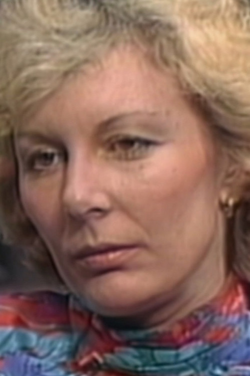 Photo of Kee MacFarlane, Acting
