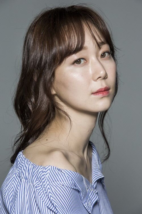 Lee You-young profile