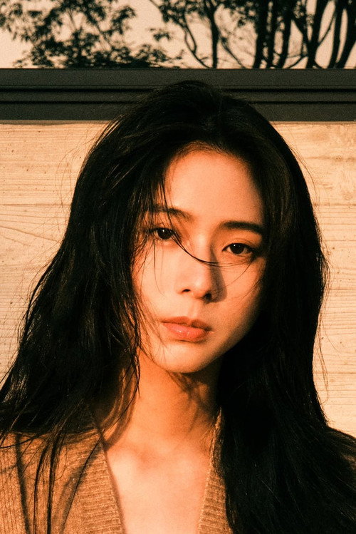 Photo of Yuan Mo-yao, Acting