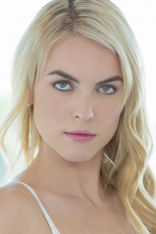 Photo of Keira Nicole, Acting