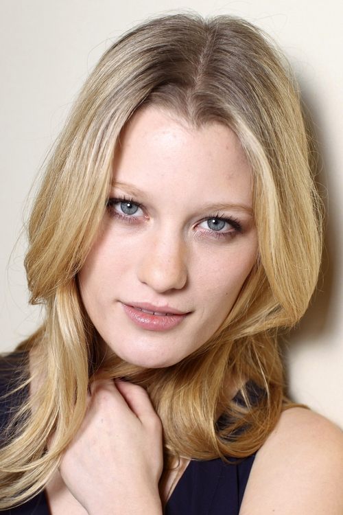 Ashley Hinshaw profile