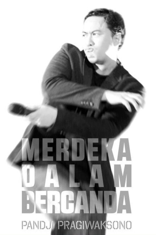 Movie poster for Merdeka Dalam Bercanda (2012)