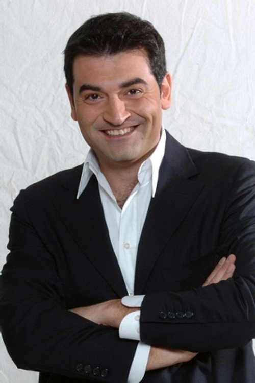 Photo of Max Giusti, Acting