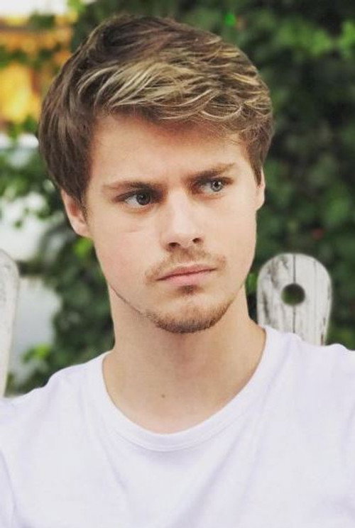 Photo of Mitchell Kummen, Acting