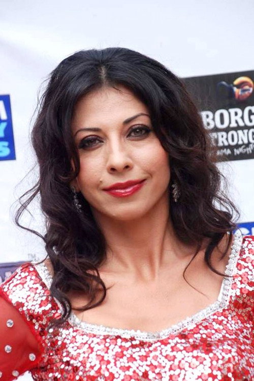 Photo of Vida Samadzai, Acting