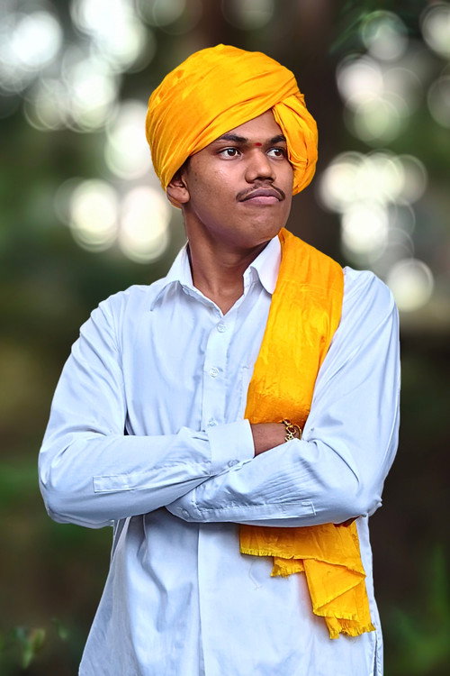 Photo of Shashwad Babalgaon, Crew