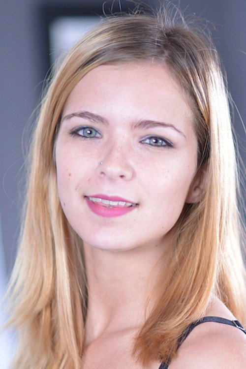 Photo of Amber Gold, Acting