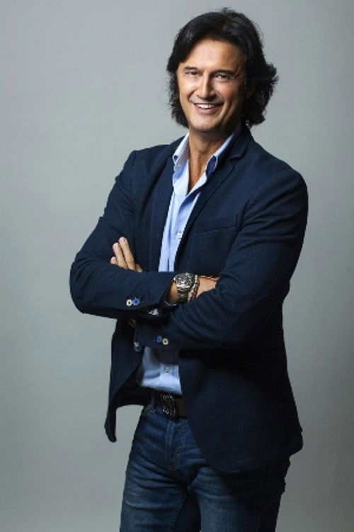 Poty Castillo profile