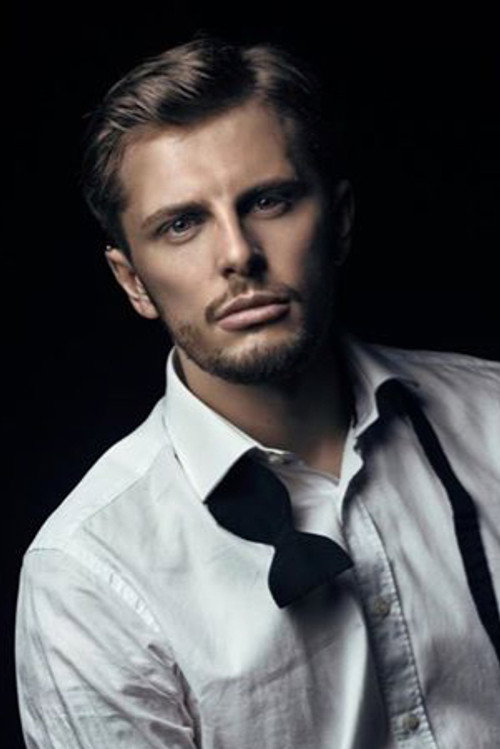 Photo of Oscar Renkel, Acting