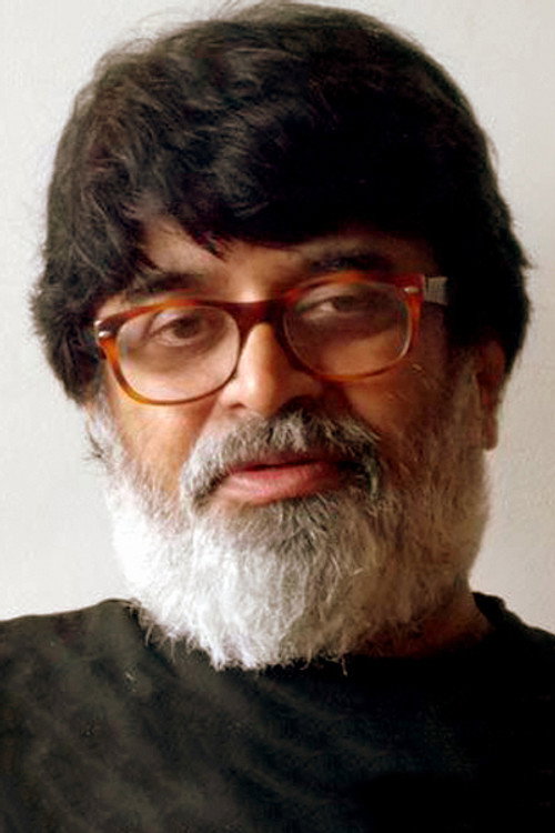 Photo of Venu, Camera
