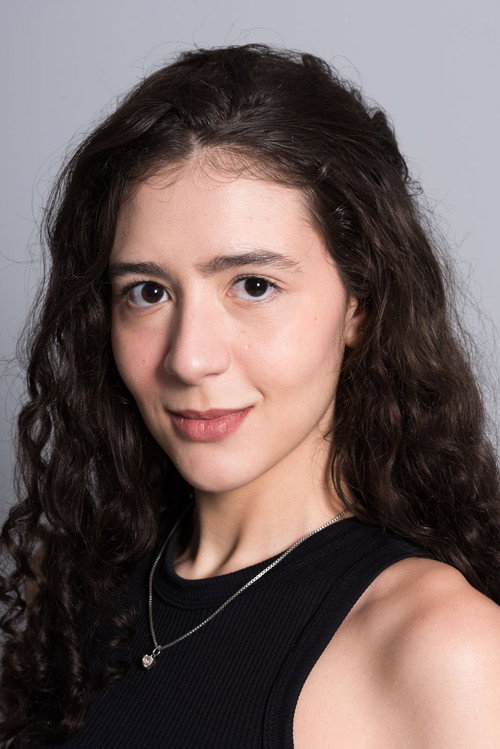 Photo of Pietra Cezimbra, Acting
