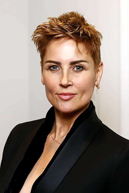 Photo of Dee Smart, Acting