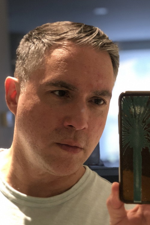 Leslie Valdes profile