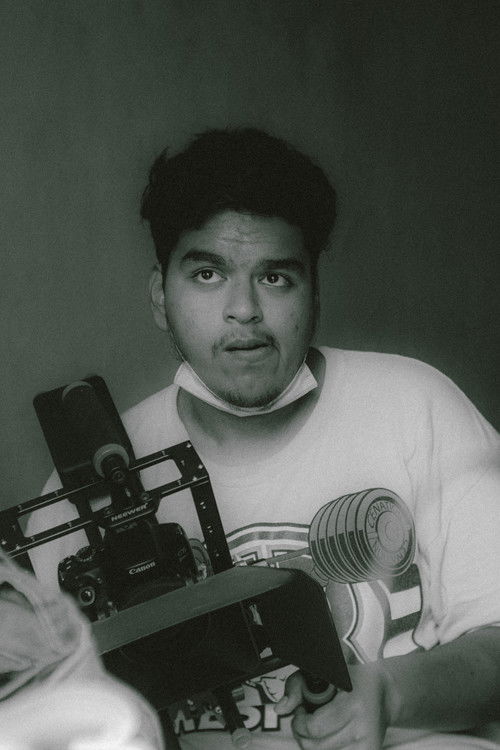 Julio Flores profile