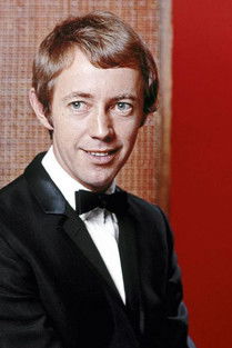 Noel Harrison profile