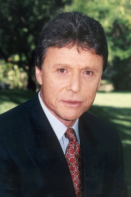 Enrique Novi profile
