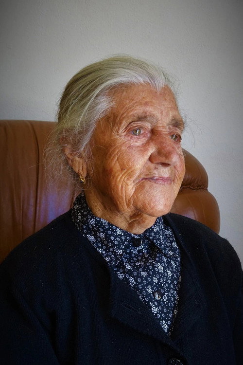 Photo of Floripes Pereira, Acting