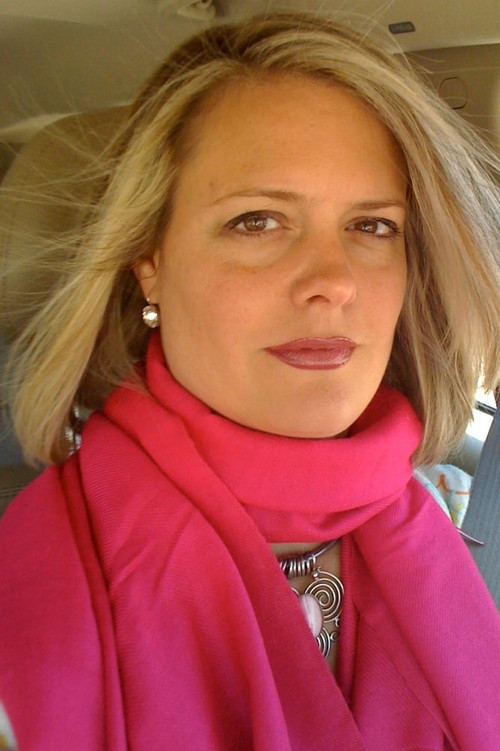Photo of Elizabeth Cox, Acting