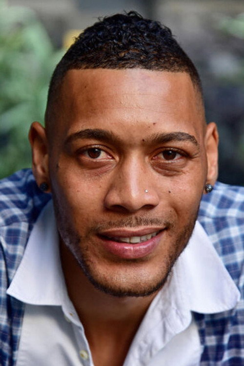 Photo of Guillaume Hoarau, Acting