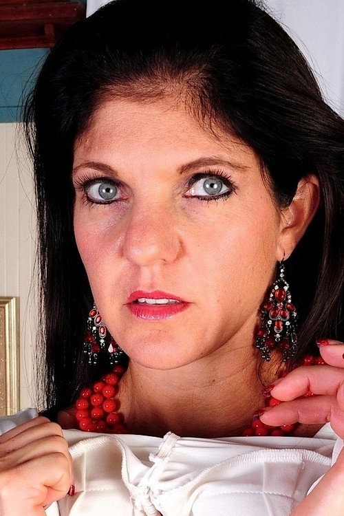 Photo of Coralyn Jewel, Acting
