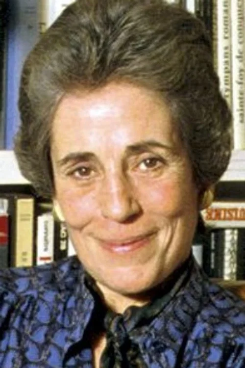 Photo of Françoise Giroud, Writing