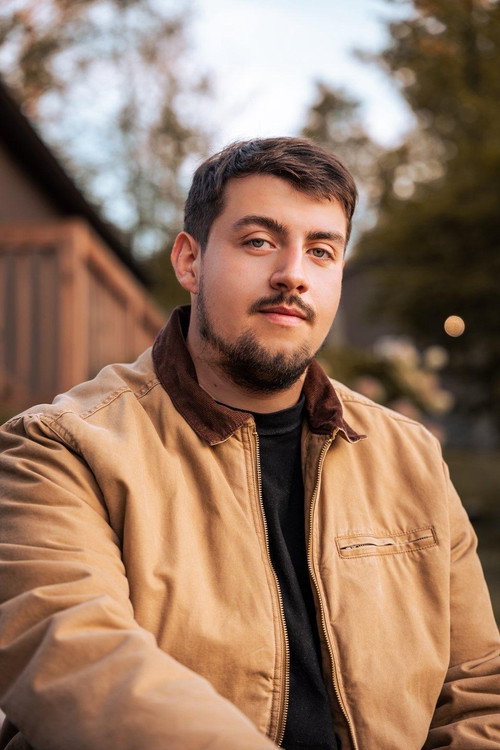 Photo of Dylan Nykerk-Jones, Camera