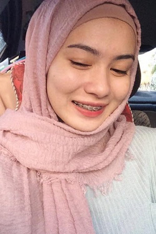 Aien Zahalan profile