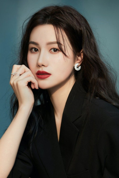 Zhao Mengshu profile