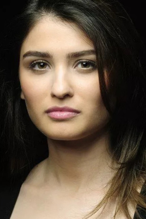 Zeynep Çopur profile