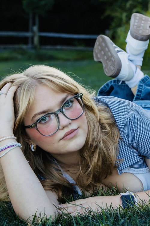 Photo of Via Helling, Acting