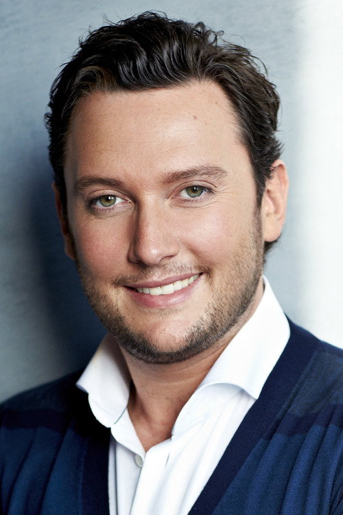 Photo of Tino Martin, Acting