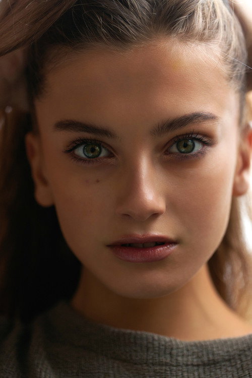 Photo of Zoë Pastelle Holthuizen, Acting