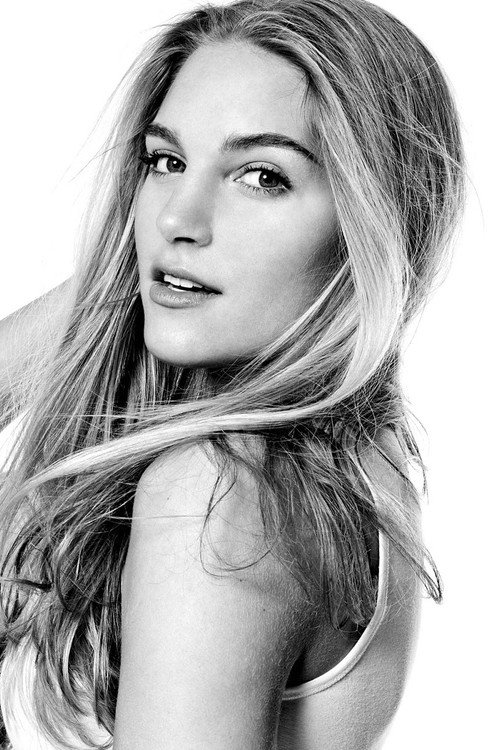 Photo of Leandra Martin, Acting